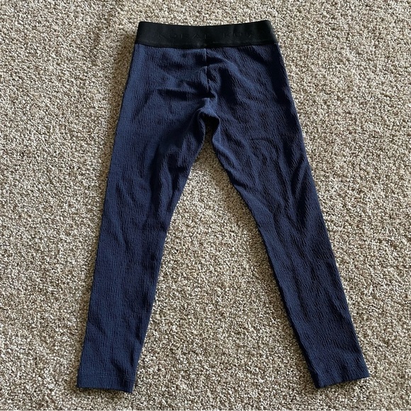 Koral Knockout Crop Leggings Women’s XS Navy Textured Compression Stretch - Picture 6 of 10